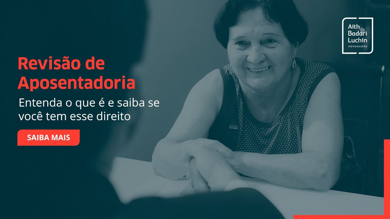 Quem é aposentado por invalidez tem direito a passagem de graça?